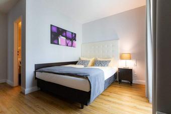 Hotel Rheinischer Hof - Huoneet