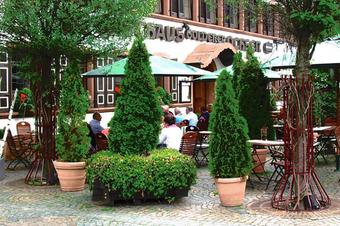 Hotel Zum Goldenen Ochsen - Cervecería al aire libre
