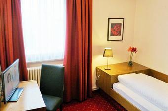 Hotel Zum Goldenen Ochsen - Quartos