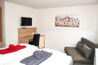 Gasthof zur Sonne - &Delta;&omega;&mu;ά&tau;&iota;&omicron;