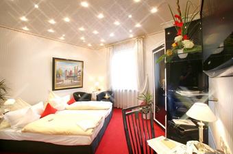 Hotel Maison Suisse Karlsruhe - Δωμάτιο
