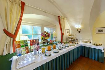 Hotel Ansitz Tschindlhof - Breakfast room