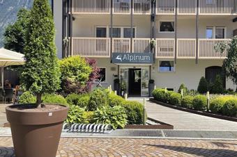 Residence - Hotel Alpinum - Aussenansicht