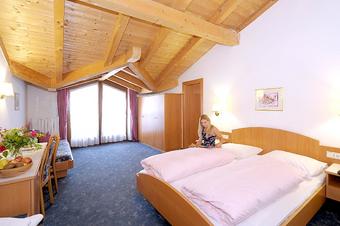 Hotel Waldheim - Room