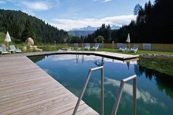 Hotel Schwarzenbach - Swimming pool