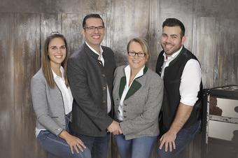 Hotel-Restaurant-Cafe Friedenseiche - Προσωπικό