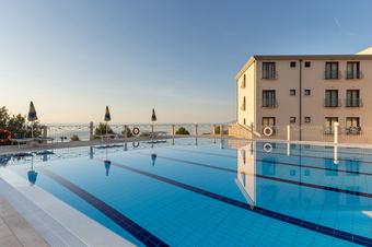 Hotel Ristorante Brancamaria - 游泳池