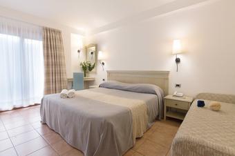 Hotel Ristorante Brancamaria - Room