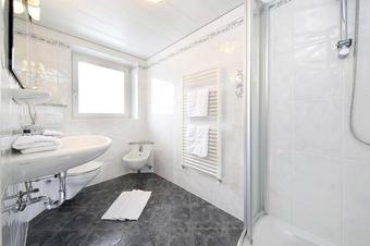 Hotel Alpenblick - Ванная комната
