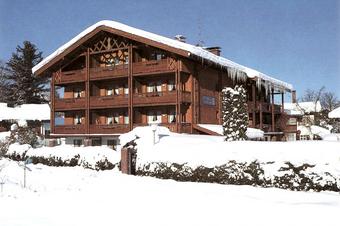 G&auml;stehaus zur F&auml;rbe Ferien-Appartements - Skats no ārpuses