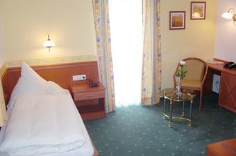 Landgasthof Hotel Hammerm&uuml;hle - Room