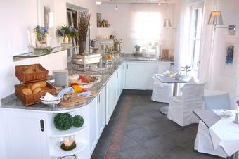 Hotel-Landgasthof Weisses Lamm - Breakfast room