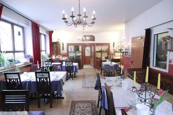 Kreuzerhof Hotel Garni - Hommikus&ouml;&ouml;gituba