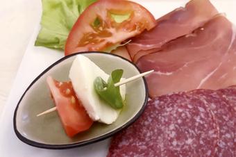 Kreuzerhof Hotel Garni - Hommikus&ouml;&ouml;gituba