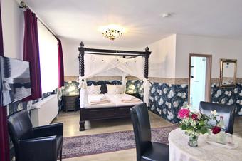 Kreuzerhof Hotel Garni - Tuba