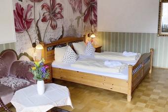 Kreuzerhof Hotel Garni - Tuba