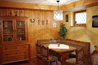 Ferienwohnungen Schlund G&auml;stehaus Zum Angersee - Bar