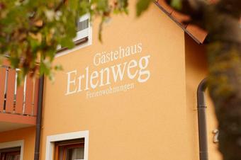 Ferienwohnungen Schlund G&auml;stehaus Zum Angersee - Pohled zvenč&iacute;