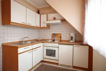 Ferienwohnungen Schlund G&auml;stehaus Zum Angersee - Kuchyně