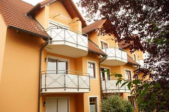 Ferienwohnungen Schlund G&auml;stehaus Zum Angersee - Pohled zvenč&iacute;