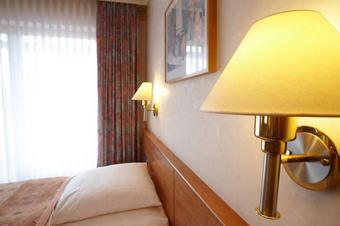 Ferienwohnungen Schlund G&auml;stehaus Zum Angersee - Pokoje