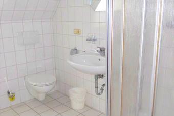 Pension Lindenhof - Bathroom