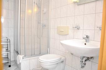 Pension Lindenhof - Baderom