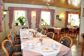 Pension Lindenhof - Frokostrom