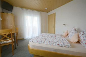 Pension Gästehaus Model - Kamer