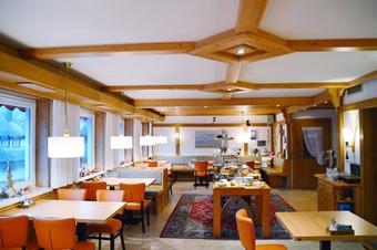 Hotel Silberfelsen - Sal&oacute;n para desayunos