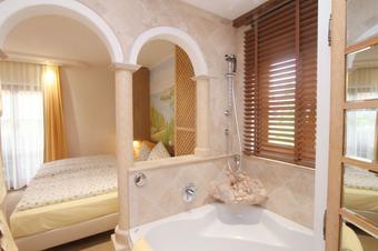 G&auml;stehaus Sonnenschein - Bathroom