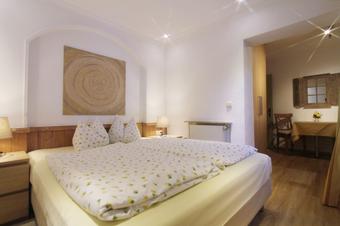 G&auml;stehaus Sonnenschein - Room