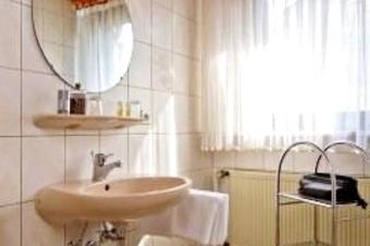 Gasthof Zur Linde - Fürdőszoba