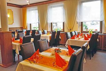 Hotel-Restaurant Rhein-Ahr - מסעדה
