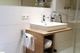 Hotel Landgasthof Niebler - Ванная комната
