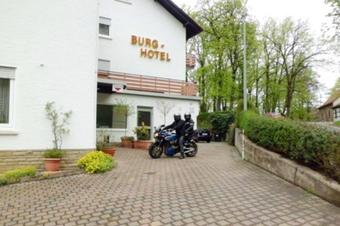 Burg-Hotel Obermoschel - Ogród