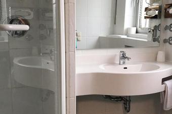 Hotel-Garni HUBER - Salle de bain