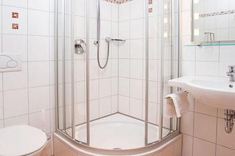 Landgasthof R&ouml;ssle Steinenkirch - Bathroom