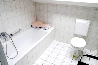 Hotel & Gasthof Zum Stillen Winkel - Ванная комната