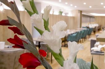 Hotel Früchtl - Αίθουσα πρωϊνού