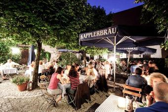 Brauereigasthof und Hotel Kapplerbräu - Uteservering med ölutskänkning