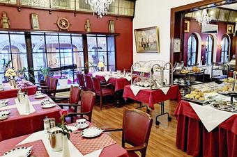 Hotel Columbus & Glamping - Frukostrum