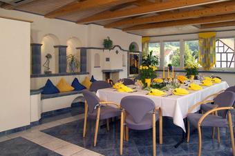 Rhöngasthof Zur Linde & Ferien-Appartements Rhönsicht - Χώρος ημερίδων