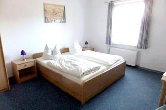 Köhncke's Hotel - Room