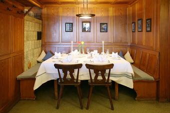 Hotel Adler B&auml;rental - Restoran