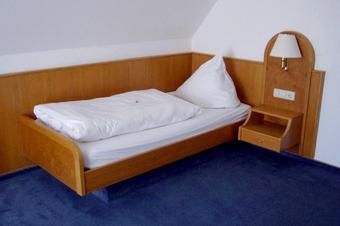 Gasthof Schwarzer Adler - Chambre