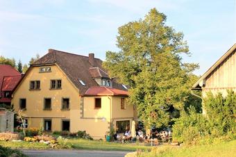 Landgasthof Haueis - Outside