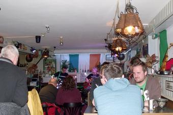 Hotel und Restaurant Teestube am Seedeich & Harlekin-Pub - Bar