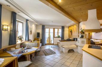 Ferienwohnungen Haus Werdenfels - Værelse