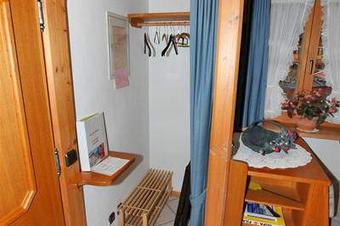 Ferienwohnungen Haus Werdenfels - Værelse